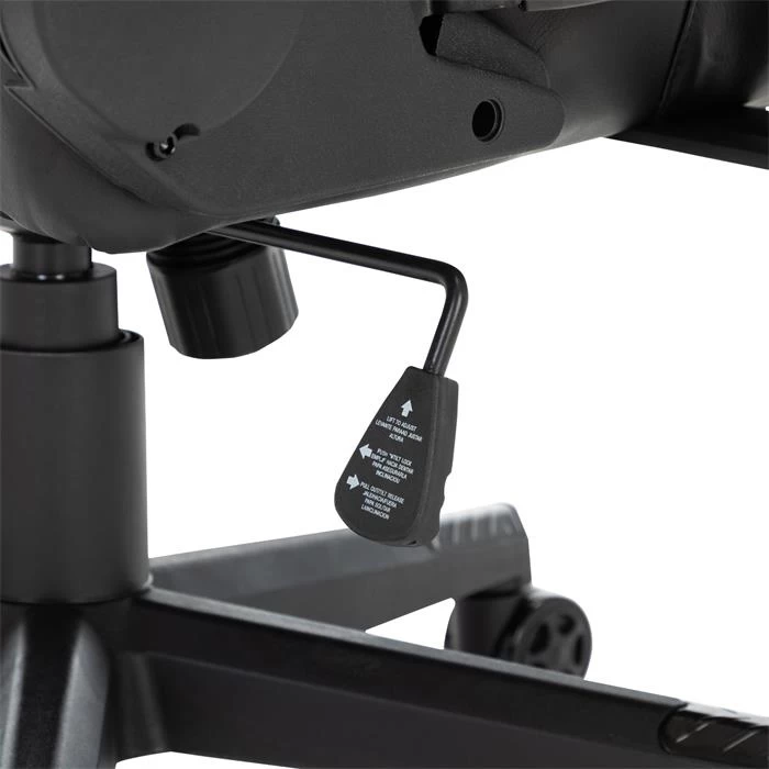 Gamingstuhl SKILLS Bezug Aus Lederimitat In Schwarz, Mit LED Beleuchtung 6 Gamingstuhl SKILLS Bezug Aus Lederimitat In Schwarz, Mit LED Beleuchtung – Bild 6